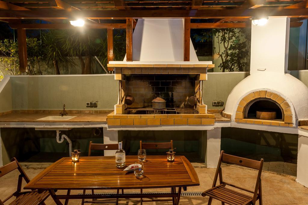 Bee'S Knees Retreat Villa Pesádha Exterior foto